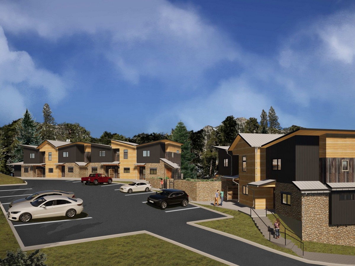 Estes Park suites with an infinity pool by Rocky Mountain National Park